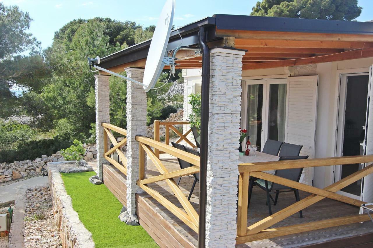 Camp Lostura Slanica Apartment Murter