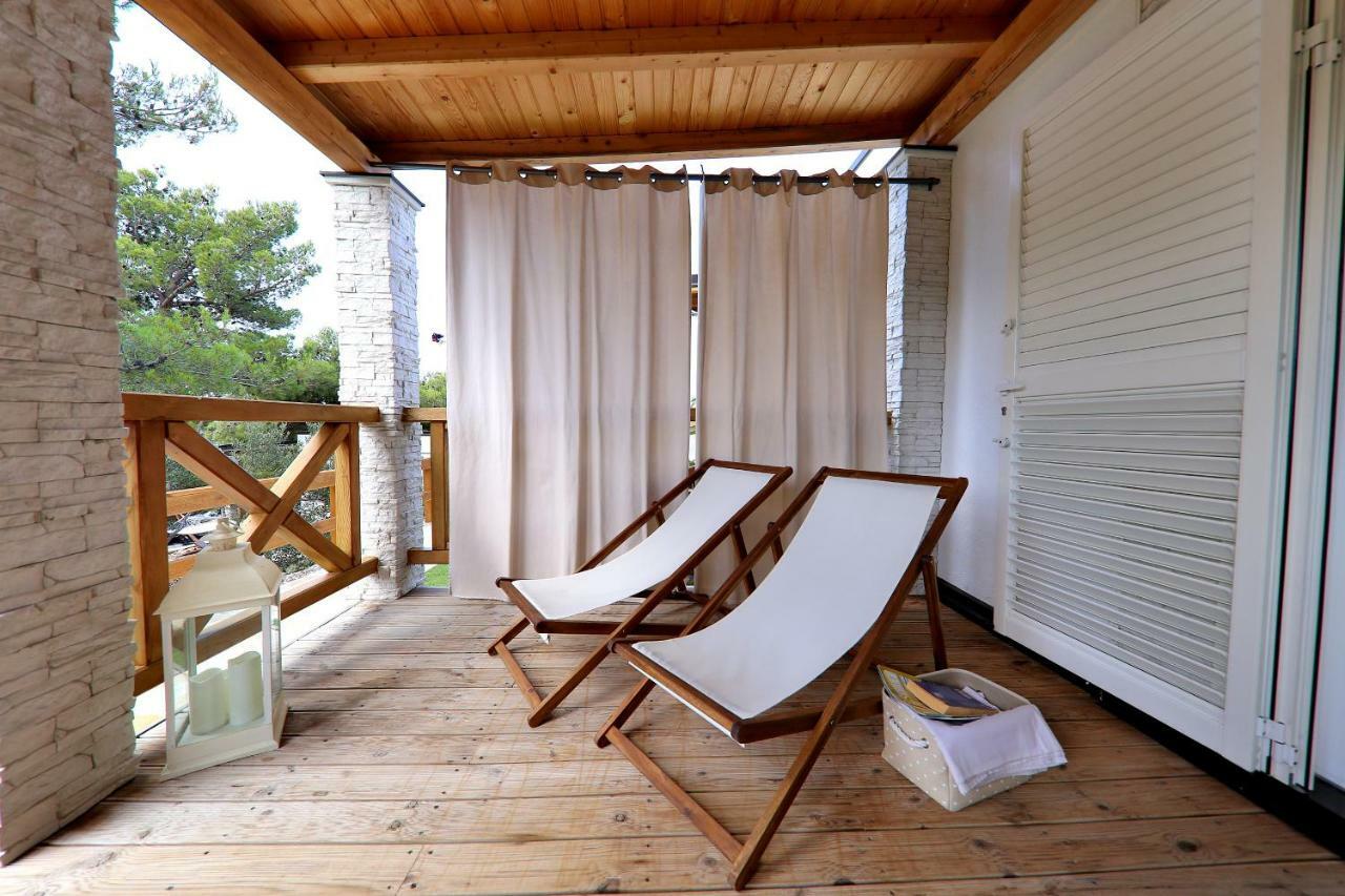 Camp Lostura Slanica Murter