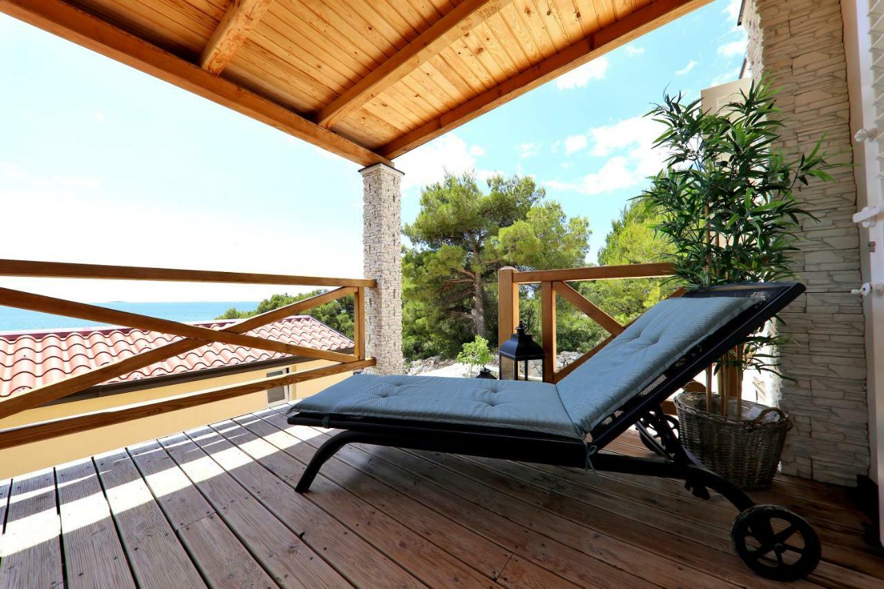 Apartment Camp Lostura Slanica Murter
