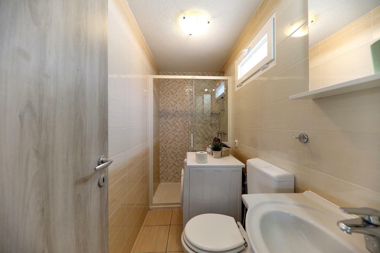 Apartment Camp Lostura Slanica Murter
